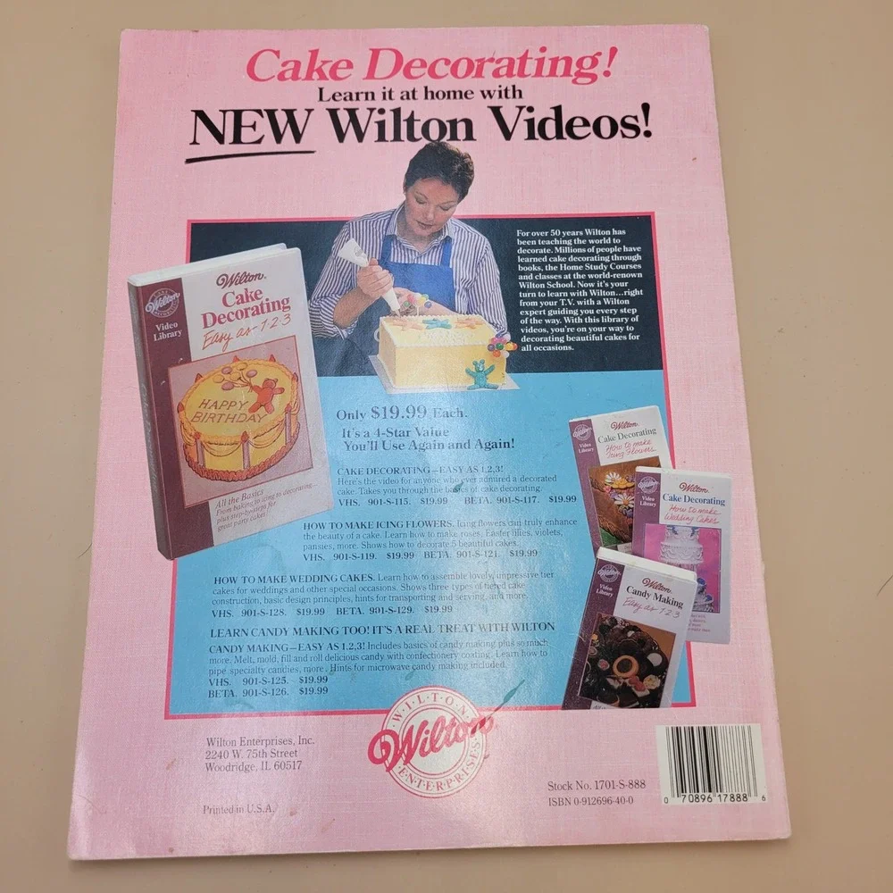 1988 Wilton Yearbook of Cake Decorating Vintage Baking Guide Let's Decorate Book